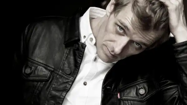 Biography & Net Worth Of Pete Riley