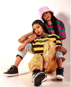 TXC & Uncle Waffles – Indlu Egcwele