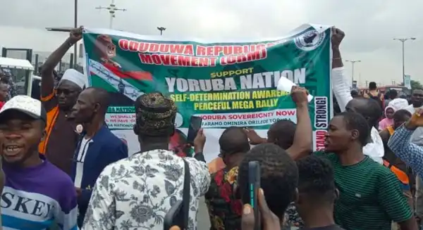 Tension As Masked Armed Men Stormed Oyo Govt Secretariat