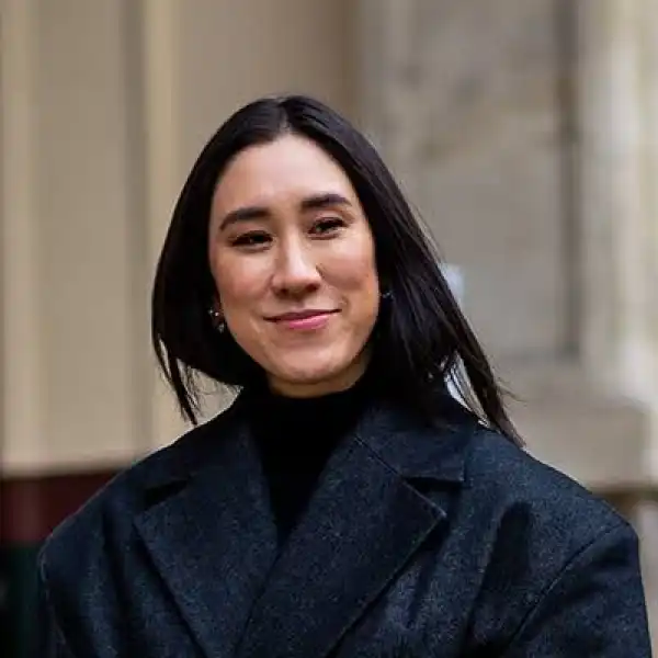 Net Worth Of Eva Chen
