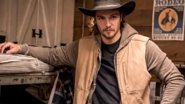 Yellowstone Kayce Dutton Spin-off Show With Luke Grimes Eyed at CBS