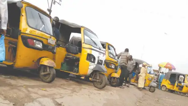 One injured as tricycle operators, youths clash in Lagos