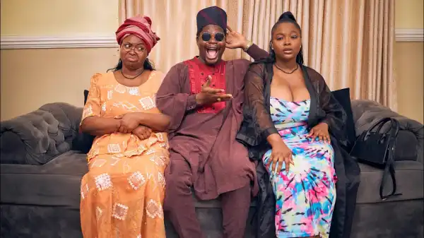 Mr Macaroni  – Battle in the Bedroom (Comedy Video)