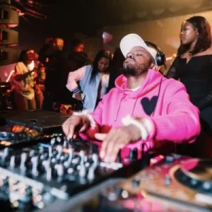 Kabza De Small & DJ Maphorisa – Top Dawg Sessions (Live Mix) ft Phori