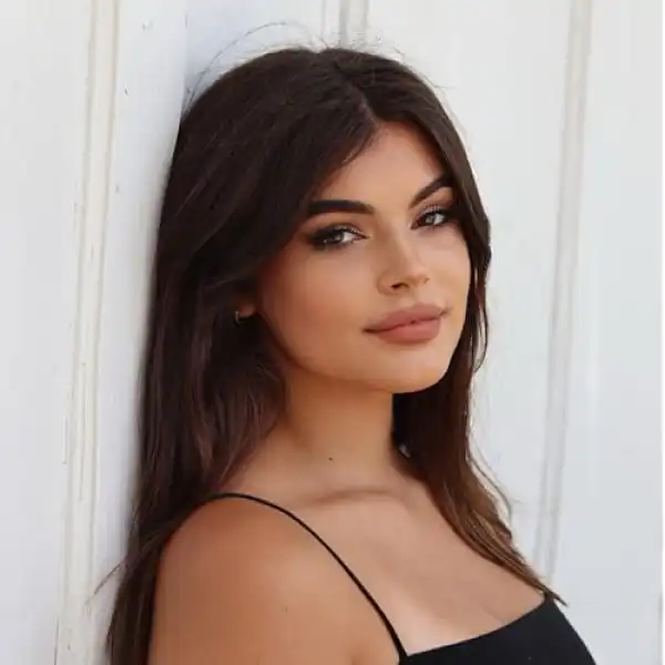 Biography & Net Worth Of Steph Bohrer