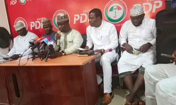 Kwara PDP kicks as state govt moves to reopen alleged robbery case against Saraki, others