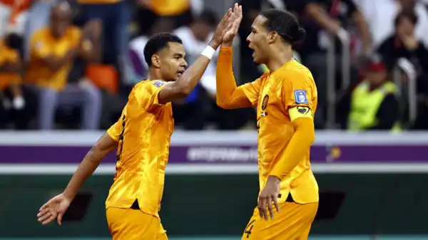 Virgil van Dijk digs out Man Utd over Cody Gakpo interest