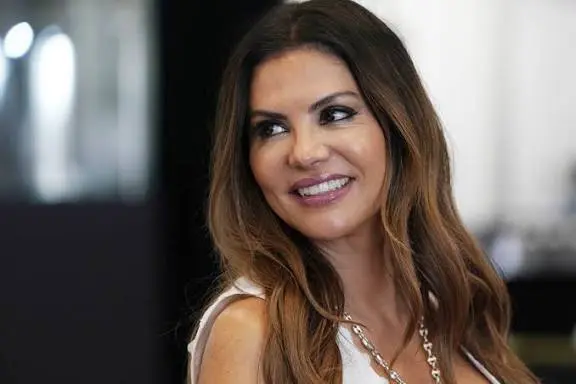 Biography & Career Of Adriana de Moura