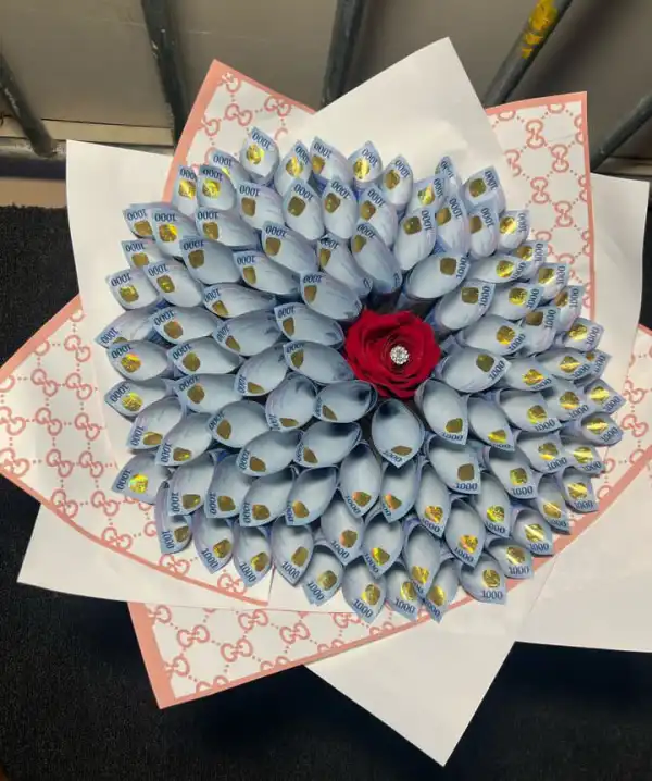 Nigerian govt set bans money bouquet ahead of Valentine’s Day