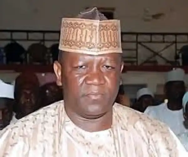 BREAKING NEWS!! EFCC Arrests, Detains Former Zamfara Governor Abdulaziz Yari