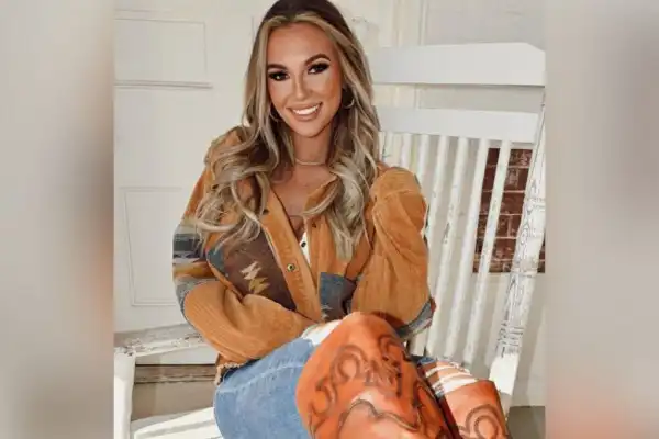 Biography & Career Of KT Smith