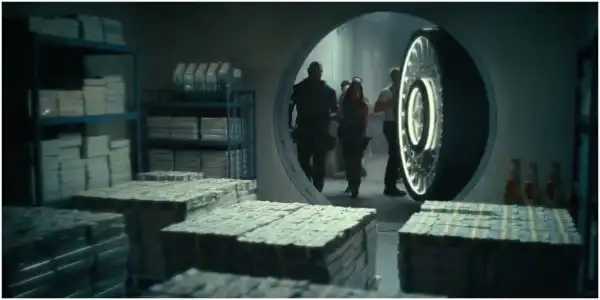 Zack Snyder Reveals What Heist Movies Inspired Army of the Dead