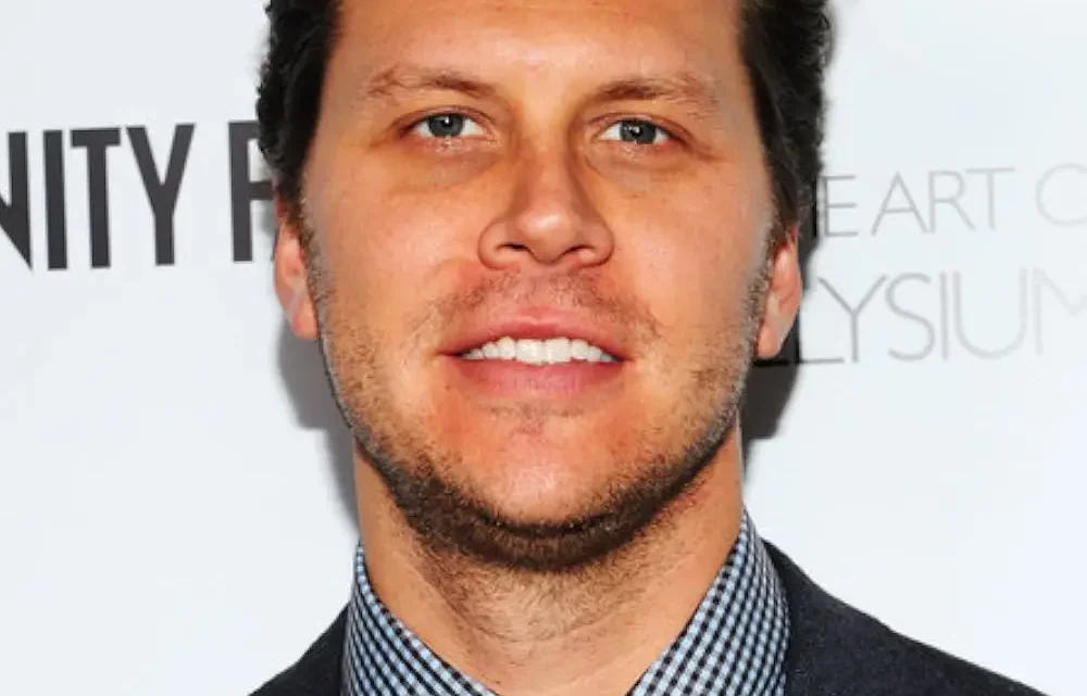 Biography & Career Of Hayes MacArthur