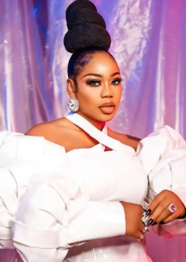 This Aunty Is 46, But Claims She