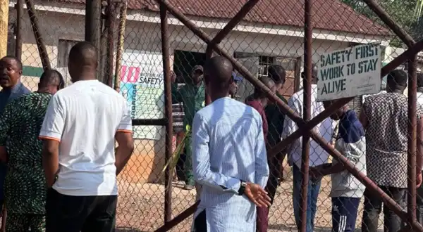 Umuahia-Ikwuano-Ikot Ekpene Road: Residents protest abandoned project