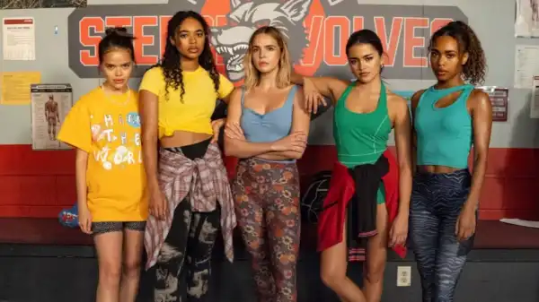 Pretty Little Liars Creators Talk Season 3 Hopes, Potential Original Cast Returns