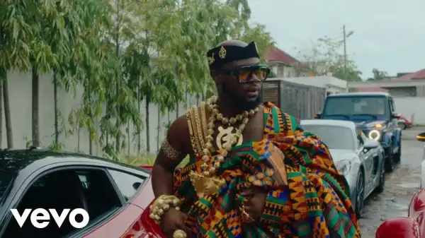 King Promise, Sarkodie, Olivetheboy - Favourite Story (Video)