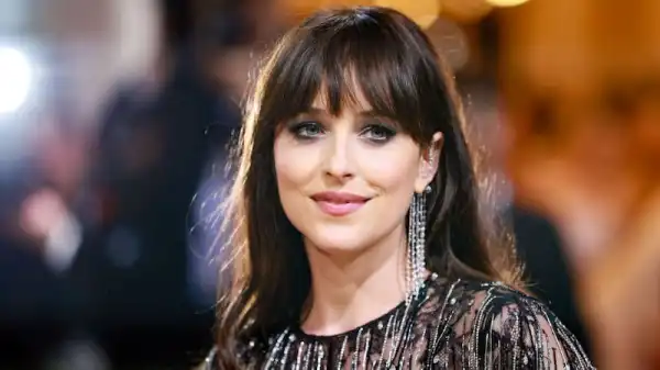 Madame Web Set Video Shows First Look at Dakota Johnson’s Character