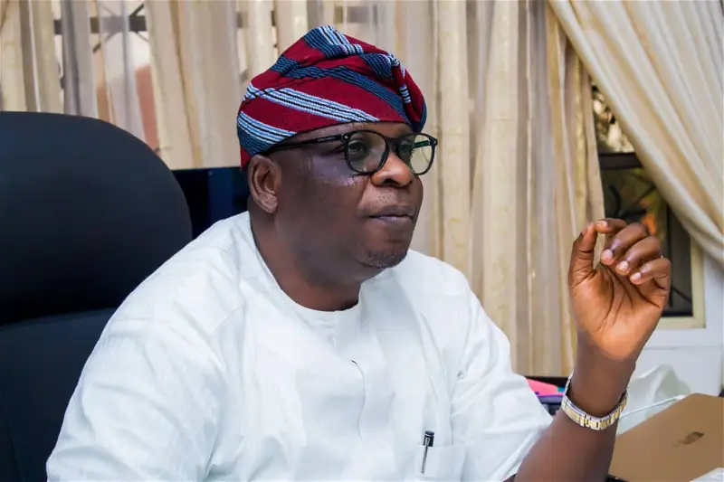 Disregard calls for interim govt, Reyenieju urges