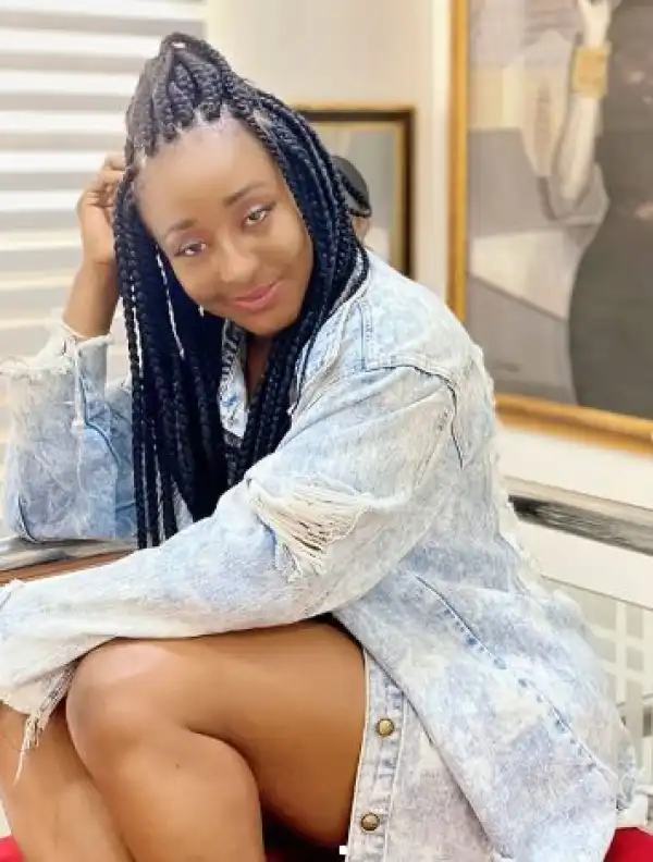 Actress Ini Edo Gifts N300,000 To 30 Fans