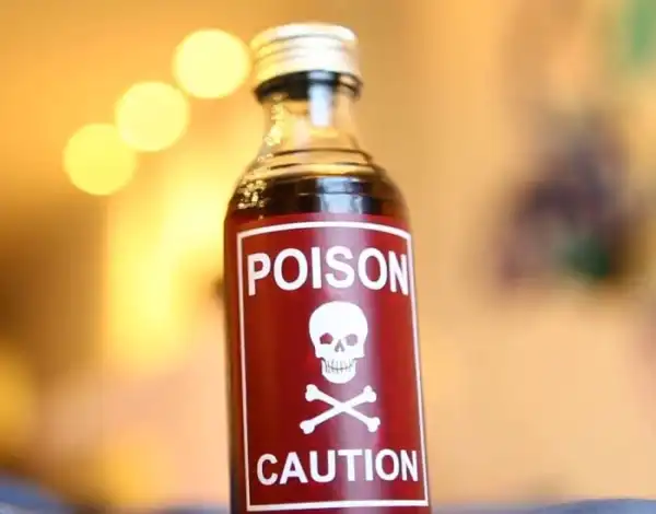 OMG!! 4 Labourers Allegedly Poisoned Their Own Co-Worker’s Drink In Lagos (See What Happened)