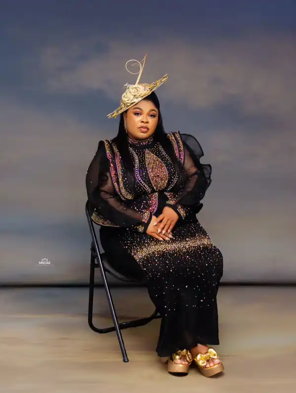 Pst. Esther Collins – Ekele