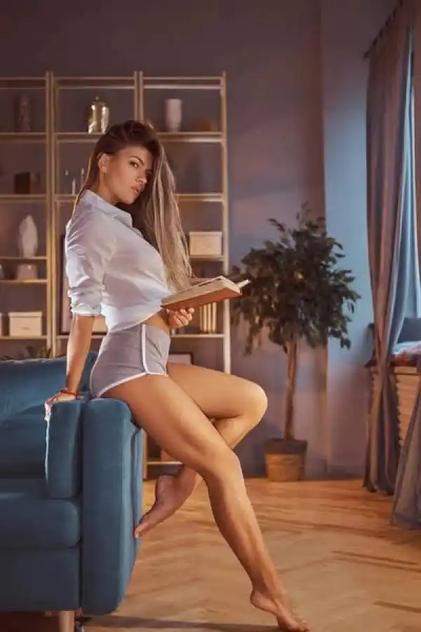 Sally Awakes - S01 E14