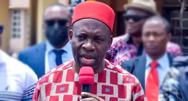 Soludo Increases Salaries Of Anambra Workers By 10 Percent, Gives Them N15,000