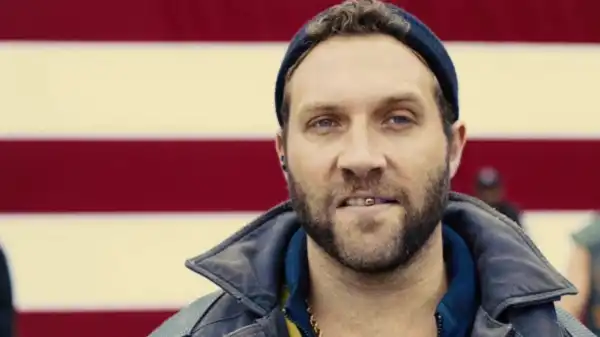 Jai Courtney Gives Hopeful Update on Captain Boomerang’s DCU Return