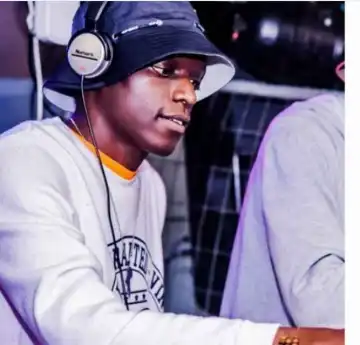 Que Deep & KDLite – Ao Buse Dai Deng