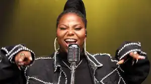 VIDEO: Raybekah – Finger Down