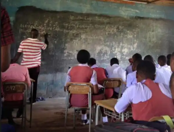 FG Moves To Extend Teachers’ Retirement Age To 65 Years