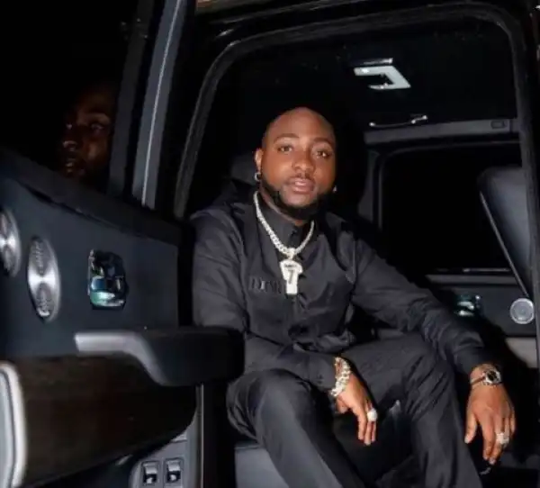 Davido Returns To IG, Deletes Posts, Unfollows Accounts