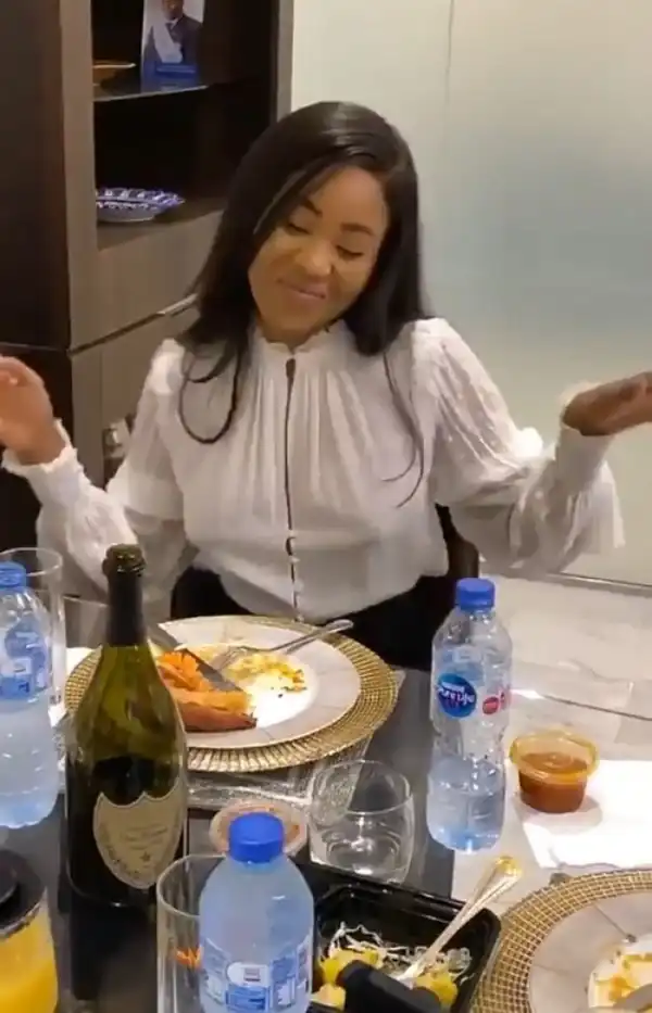 #BBNaija: Erica In The News Again For Not Wearing A Bra During Her Visit To Dele Momodu’s House (Video)