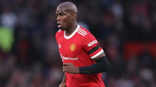 Man Utd midfielder Pogba welcomes bumper PSG offer