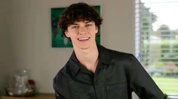 Career & Net Worth of Austin Taylor (Dancer)