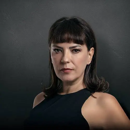 Biography & Career Of Yeşim Salkım