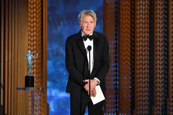 2025 Oscars Presenters Add Harrison Ford, Samuel L. Jackson, & More, Full List