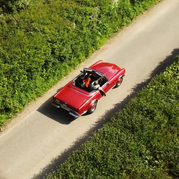 Tay Iwar – Summer Breeze Ft. Juls