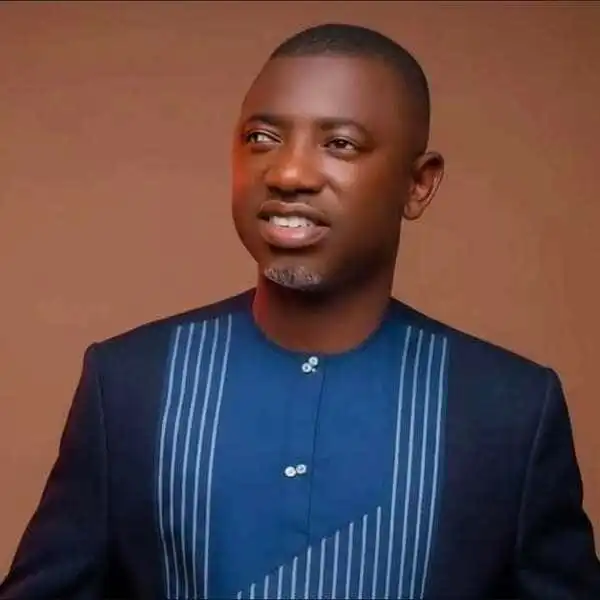 Elijah Akintunde – Asise