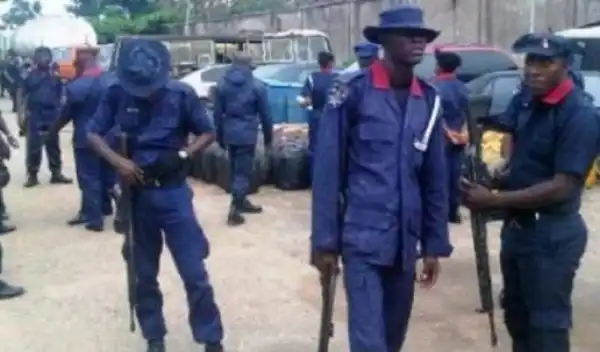NSCDC Parades Fake Doctor In Zamfara