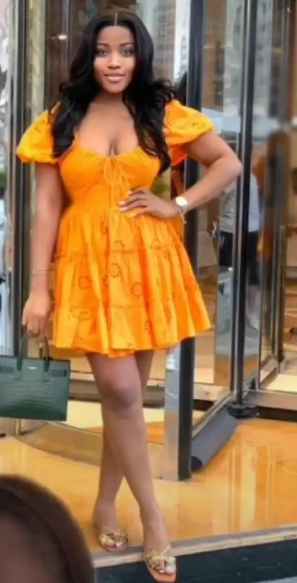 What I Ordered VS What I Got - Disappointed Customer Shows Off Dress