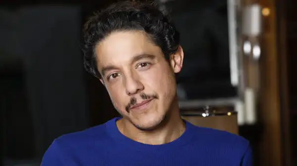 The Penguin: Theo Rossi Joins Cast of The Batman Spin-off