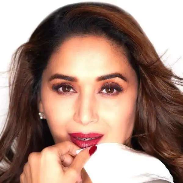 Madhuri Dixit – Candle