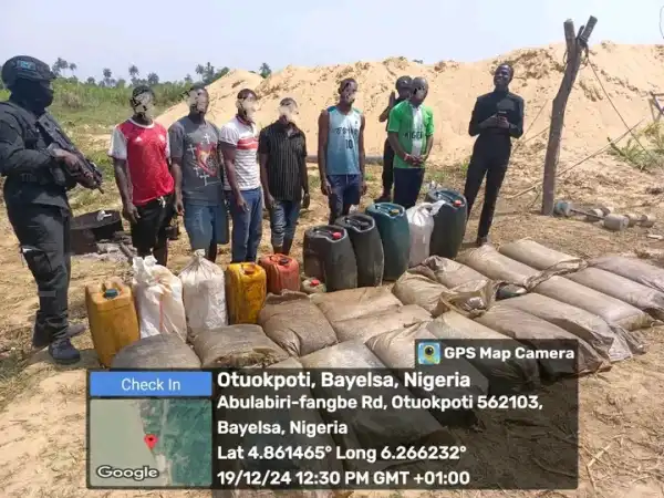 Nigeria Navy arrests six suspects conveying illegally refined AGO