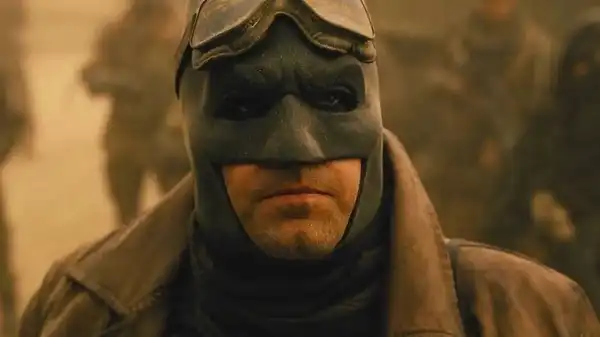 Zack Snyder Continues Teasing Announcement With Batman and Wonder Woman Photos