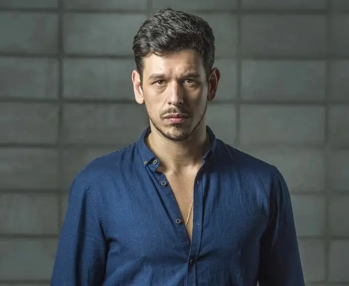 Biography & Career Of João Vicente de Castro