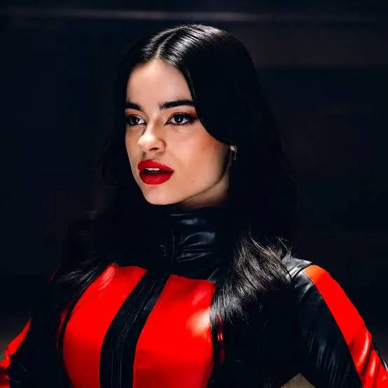 Biography & Career Of Juli Savioli