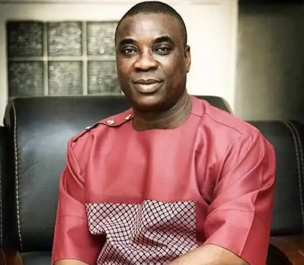 Popular Fuji Musician, Wasiu Ayinde Accused Of Beating Up Broadcaster In Ogun