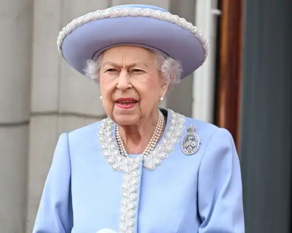 Queen Elizabeth Pulls Out Of Jubilee Thanksgiving Service After Experiencing Discomfort